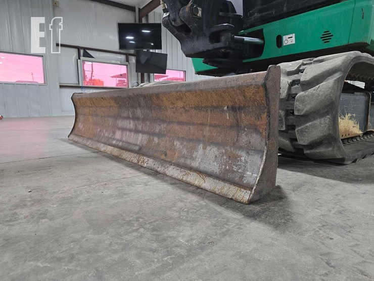 2018-jcb-85z-1-image-13