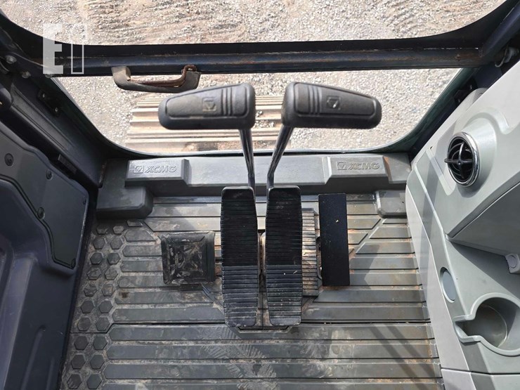 2022-xcmg-xe210u-image-18