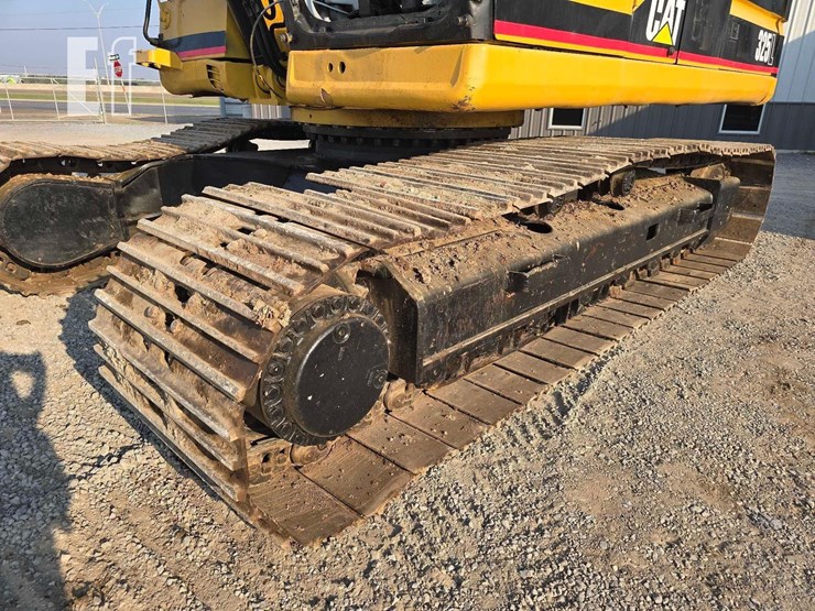 1995-caterpillar-325l-image-21