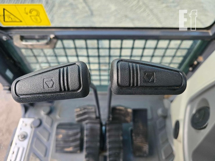 2022-xcmg-xe300u-image-13