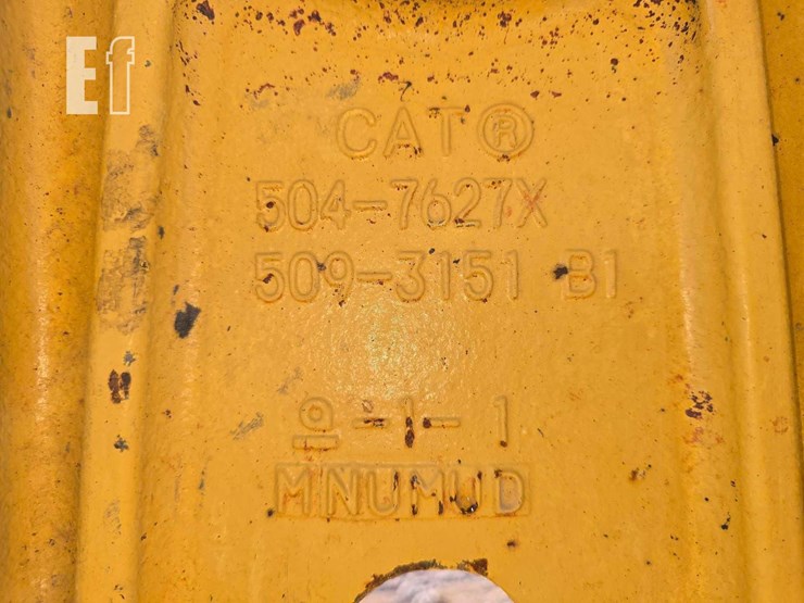 2020-caterpillar-323-image-16