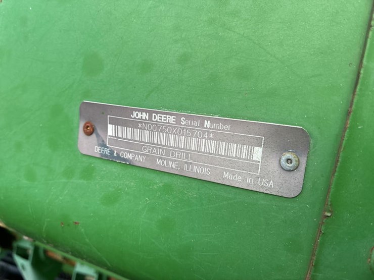 john-deere-750-image-2