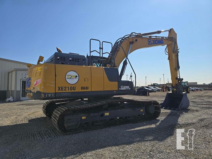 2023-xcmg-xe210u-image-3