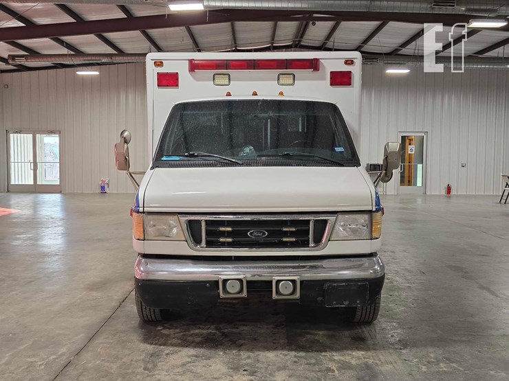 1996-ford-e350-image-7