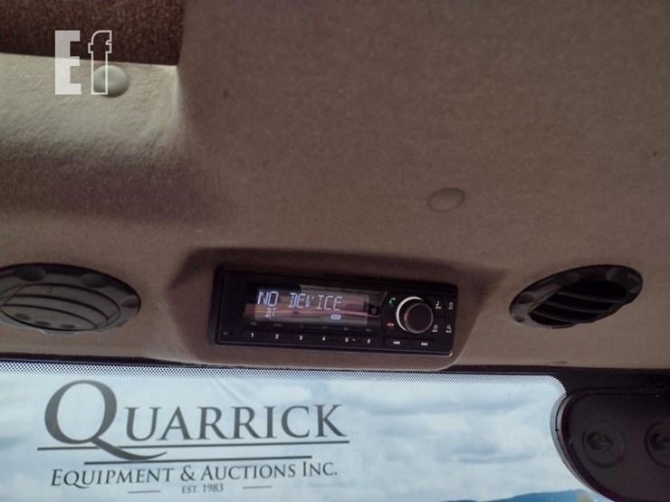 case-ih-farmall-95a-image-11