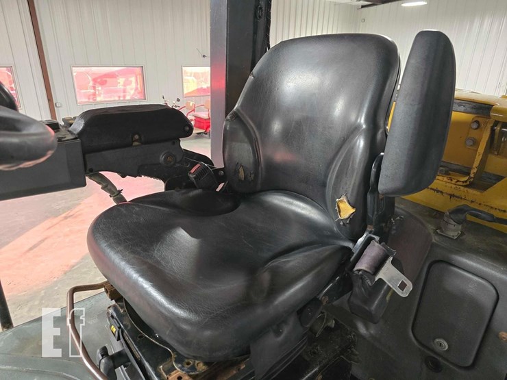 2012-caterpillar-cp56b-image-17