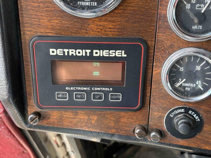 1999-peterbilt-379-image-20