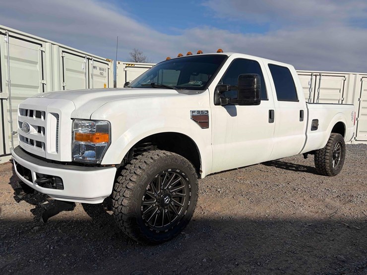 2010-ford-f350-image-1