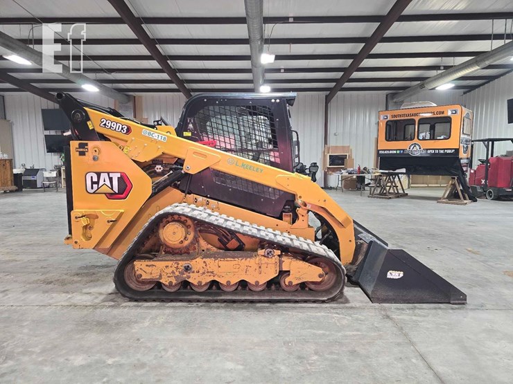 2020-caterpillar-299d3-image-5