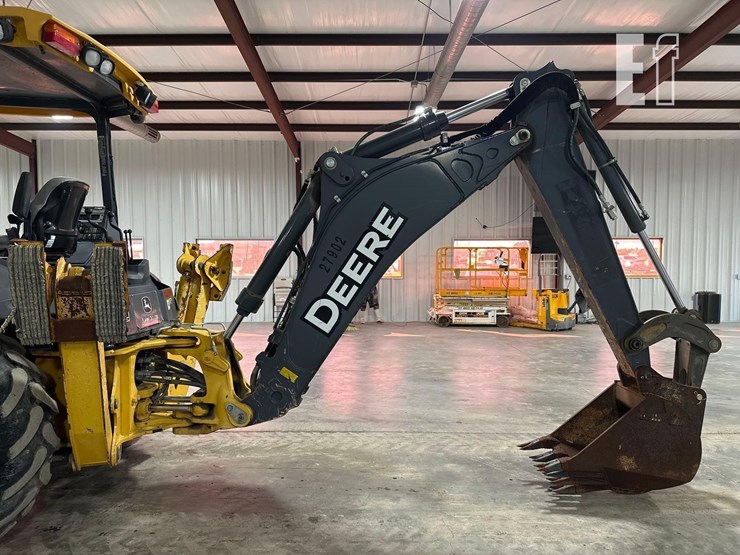 2020-deere-310l-ep-image-16