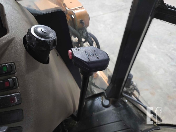 2013-case-580n-image-20