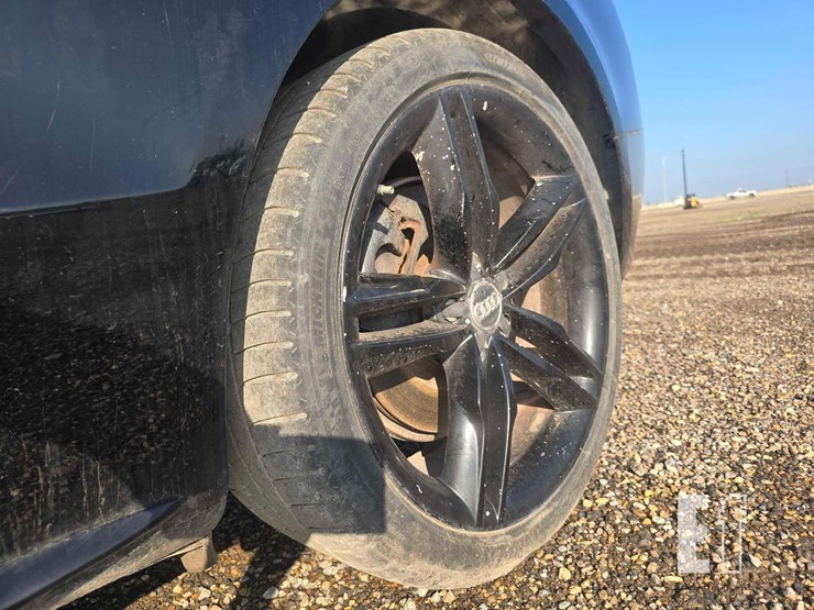 2010-audi-s5-image-20