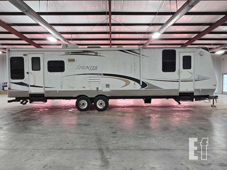 2010-sprinter-rv-image-6