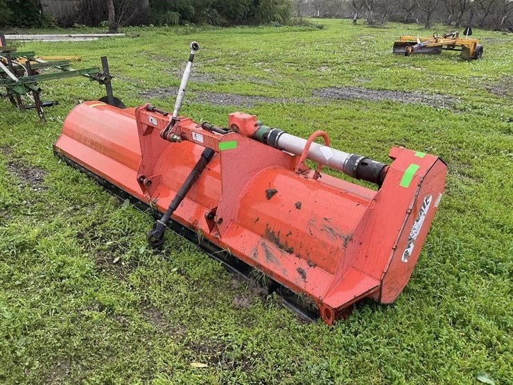 (offsite)-rears-12'-3-pt-offset-pto-chopper-image-2