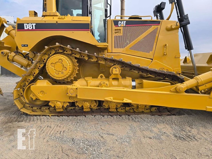 2006-caterpillar-d8t-image-27