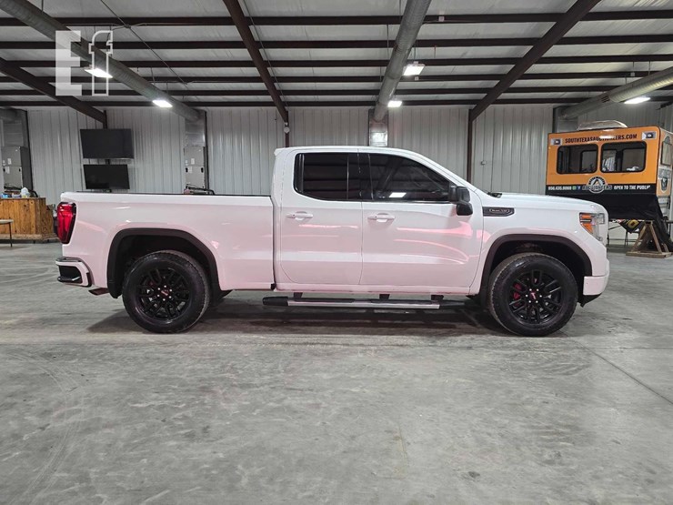 2021-gmc-sierra-1500-image-6