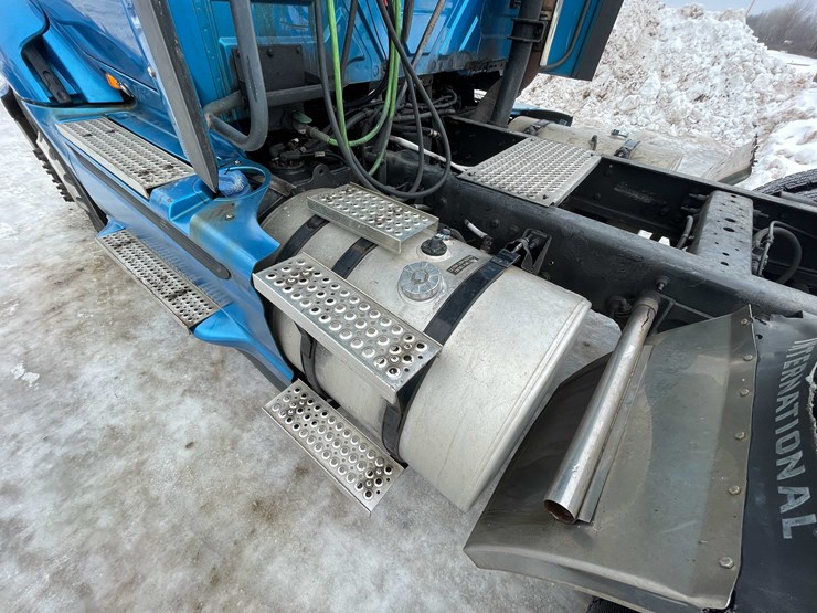 2014-international-prostar-image-52