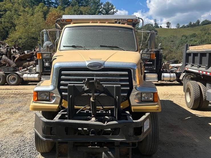 2008-sterling-l8500-image-5