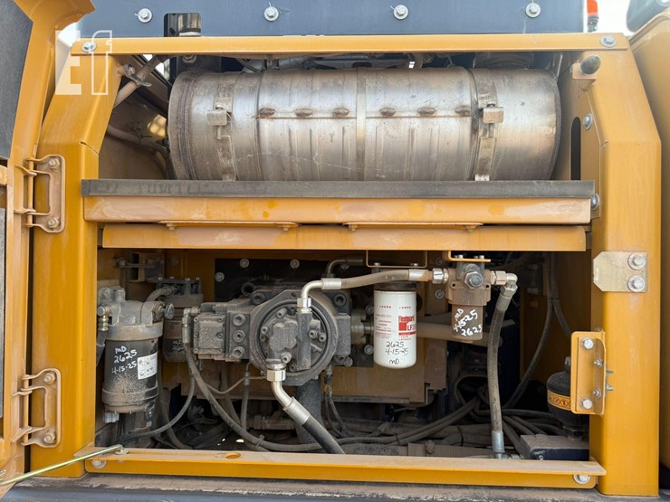 2022-xcmg-xe210u-image-29