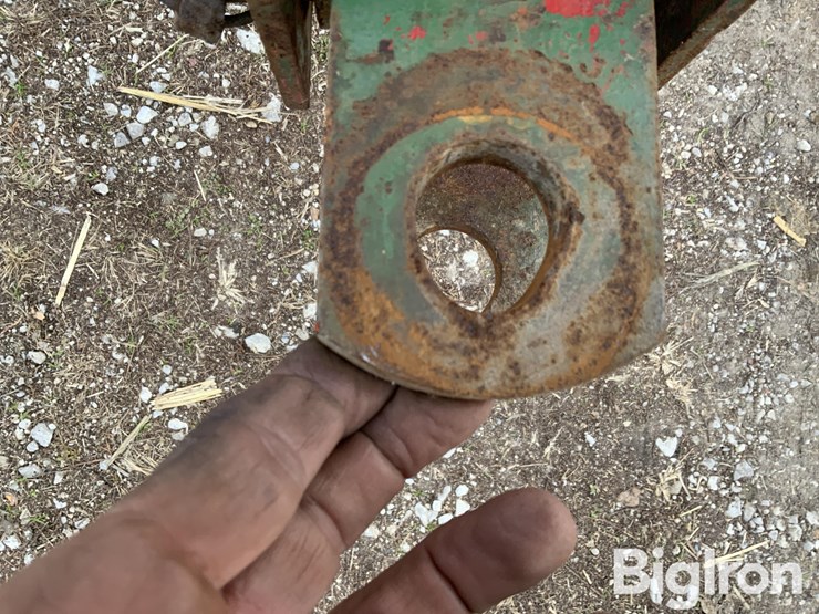 10'-10-shank-chisel-plow-image-9