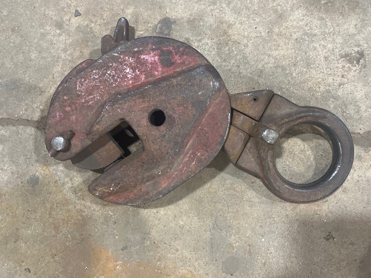 #60-•-beam-clamp-for-moving-image-2