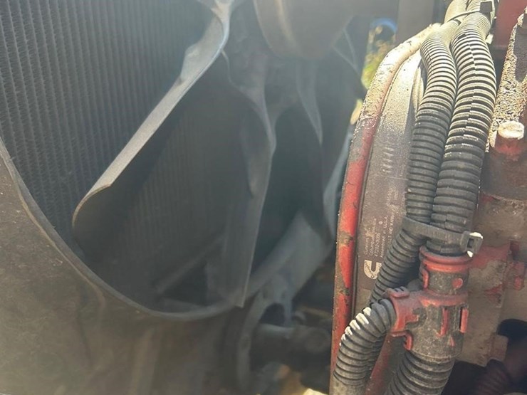 2008-sterling-l8500-image-35