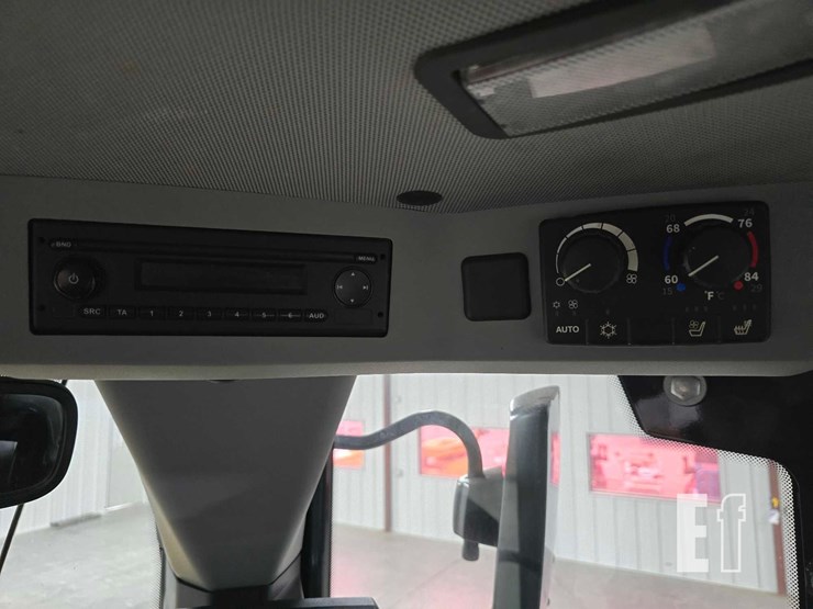 2022-deere-444-p-tier-image-22