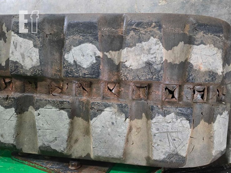 2019-deere-331g-image-28