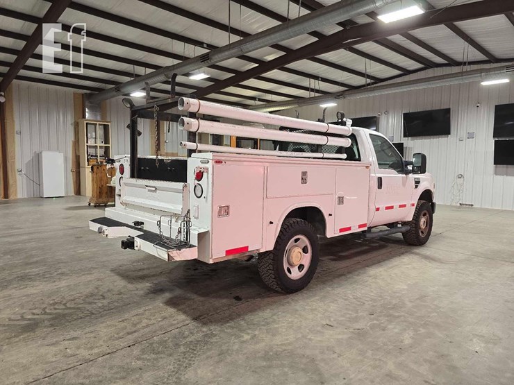 2009-ford-f350-image-3