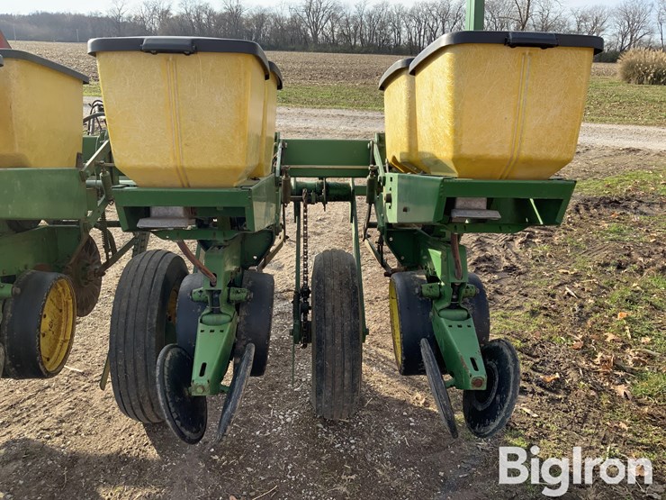 john-deere-7000-image-15