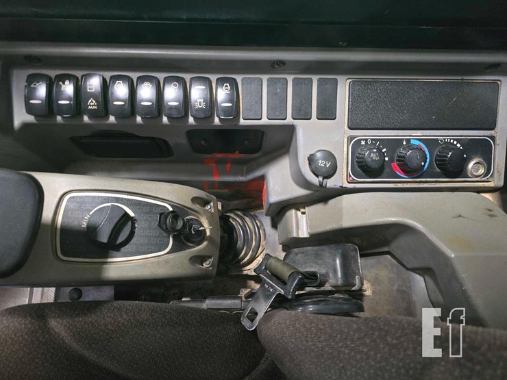 2018-jcb-85z-1-image-22