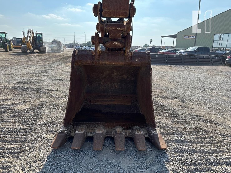 2018-deere-350g-lc-image-10