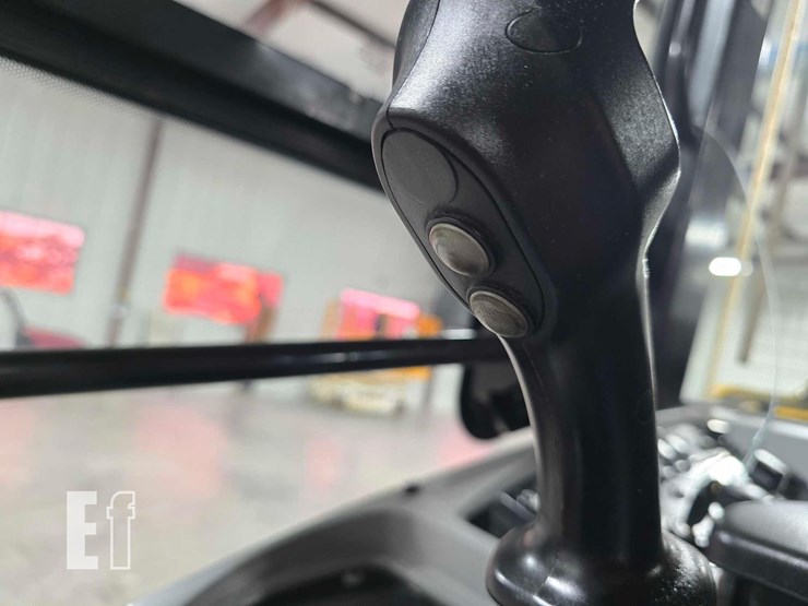 2018-caterpillar-906m-image-22