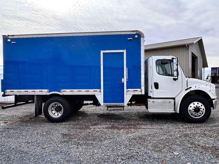 2015-freightliner-box-truck-image-6