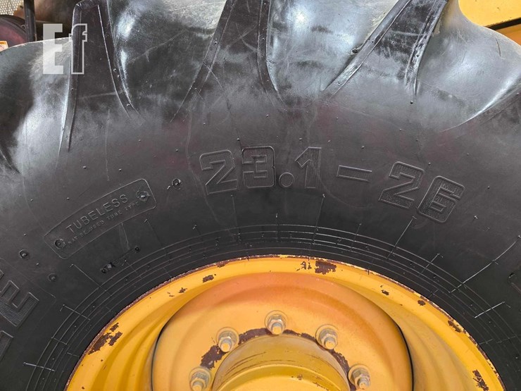 2005-caterpillar-cp-563e-image-28