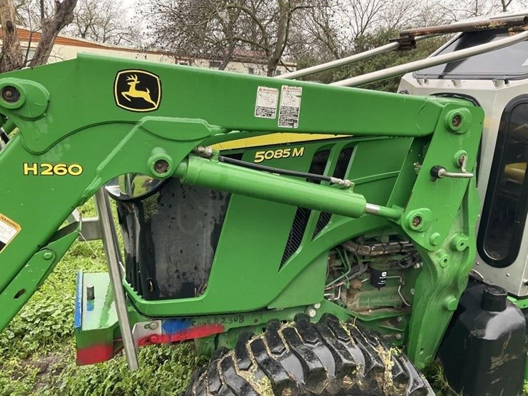 john-deere-5085m-image-11