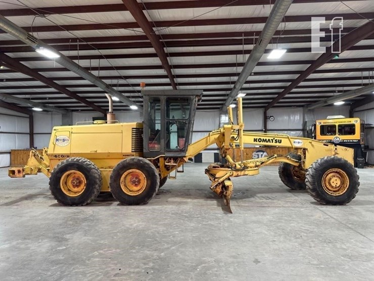 2000-komatsu-gd650aw-2cy-image-5