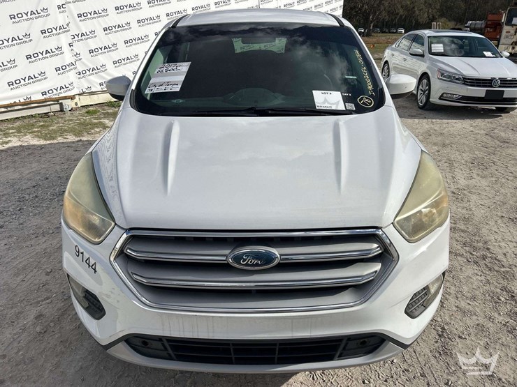 2017-ford-escape-image-27