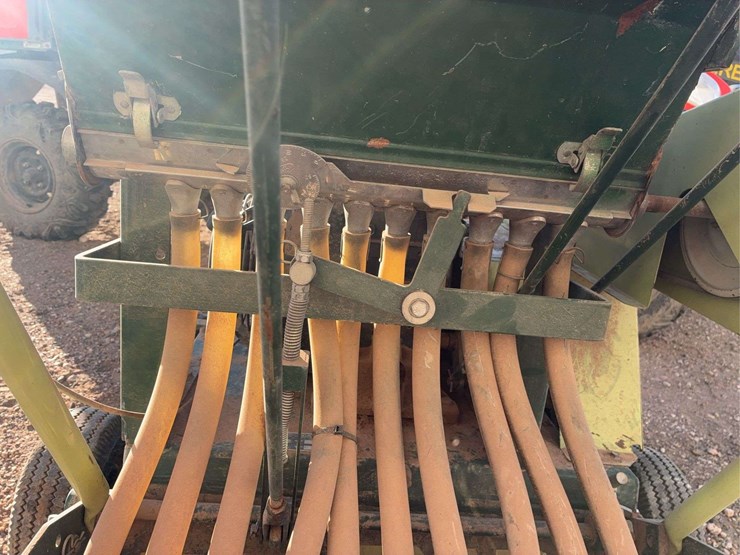 ryan-over-seeder-image-18