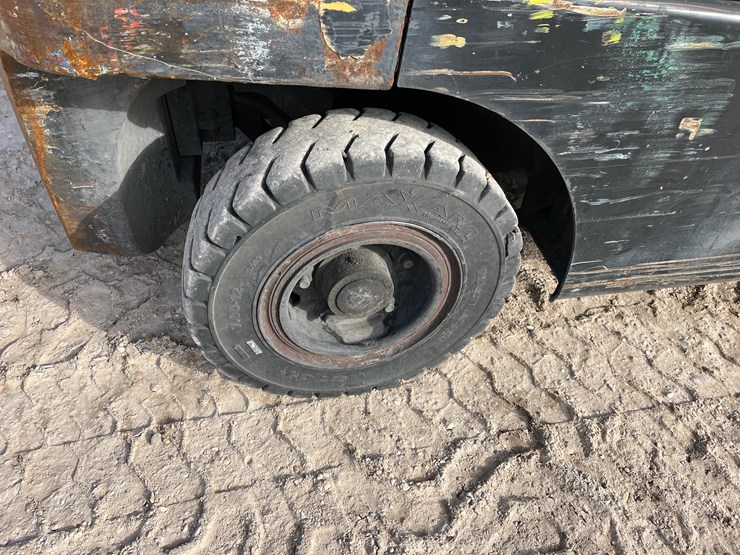 #8-•-hyster-120-fortis-forklift-image-9