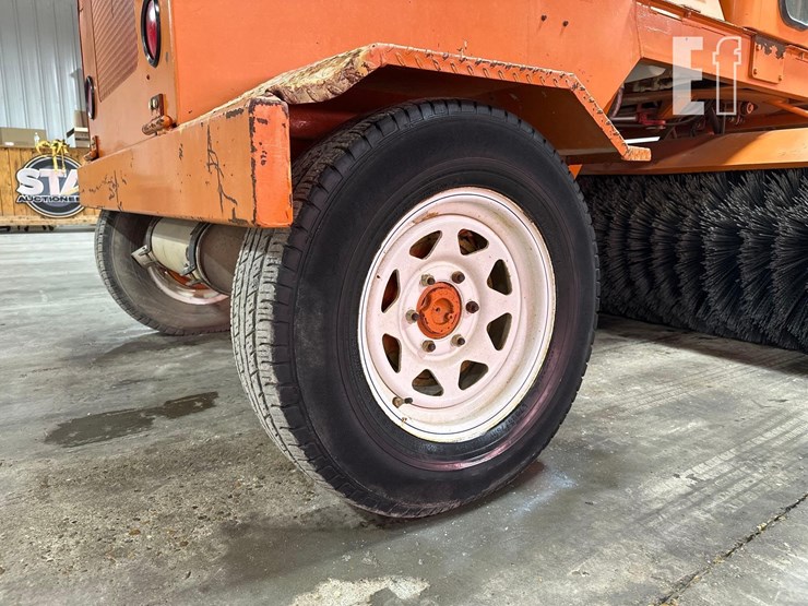 2015-broce-kr350-image-26