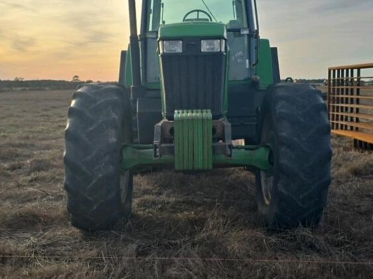 2000-john-deere-7610-image-2