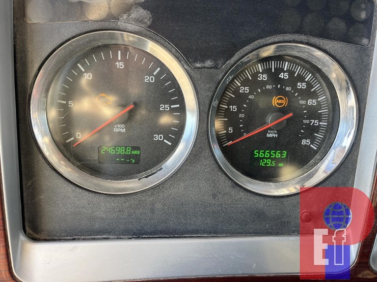 2006-kenworth-t/a-daycab-flatbed-winch-truck-32758-image-10