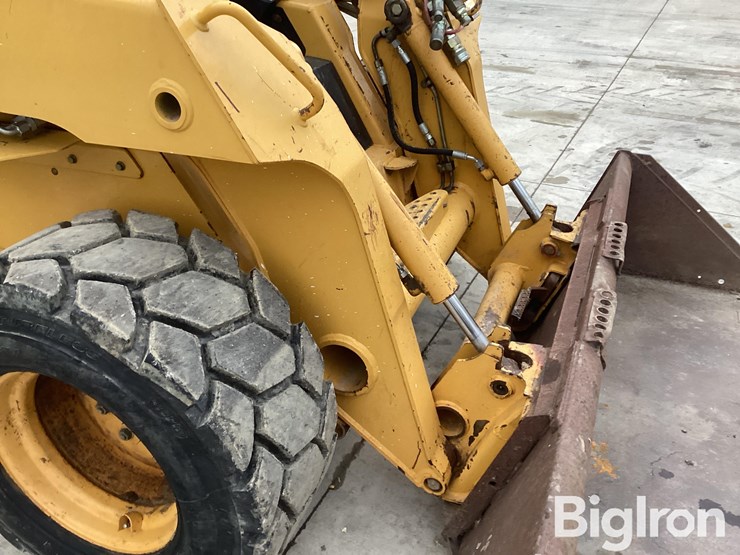 2001-john-deere-270-image-12