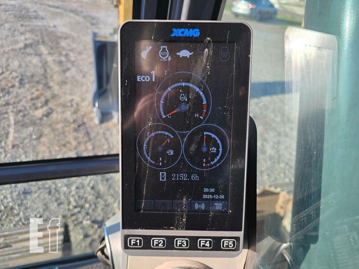 2022-xcmg-xe210u-image-17