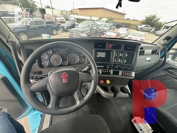 2019-kenworth-t680-image-9