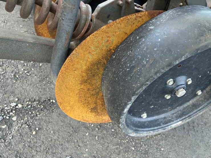 john-deere-1590-image-14