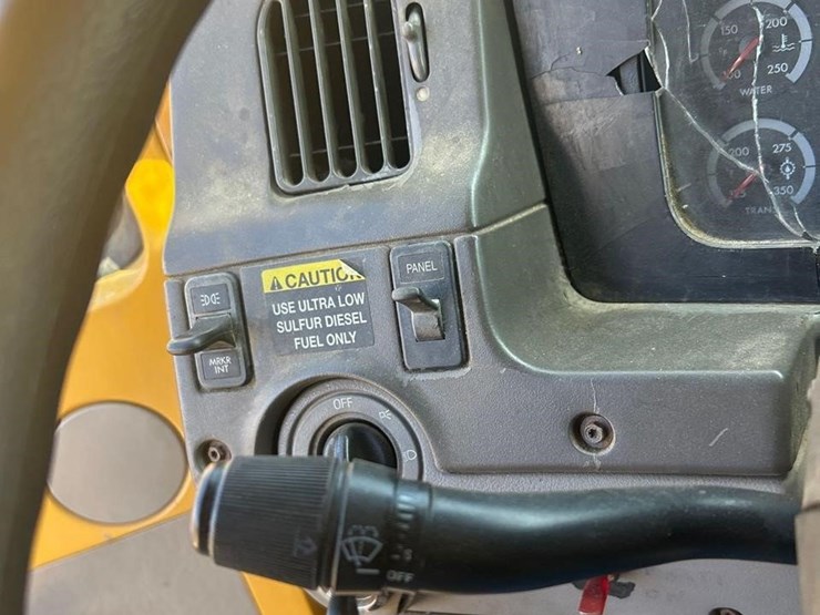 2008-sterling-l8500-image-59