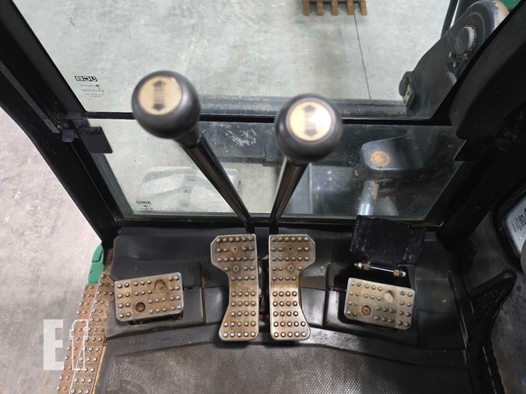 2018-jcb-85z-1-image-21