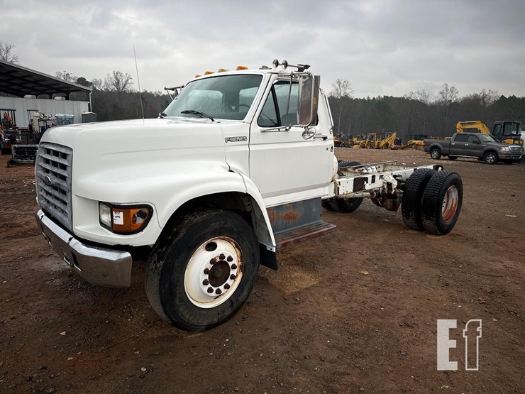 1998-ford-f700-image-1